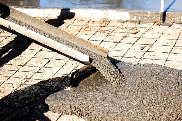 Auburn Concrete Pumping Truck